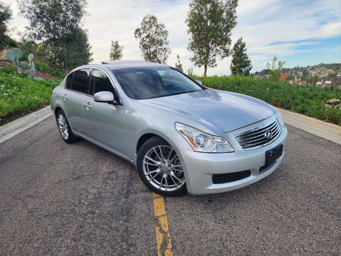 Used 2007 INFINITI G35 Journey w/ Premium Pkg image 2