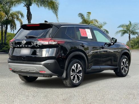 Certified 2023 Nissan Rogue SV image 4