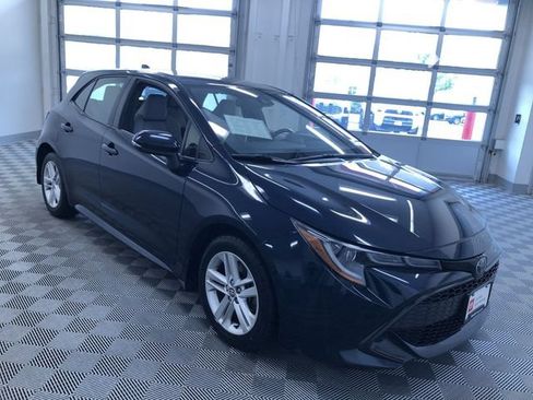 Used 2022 Toyota Corolla SE w/ SE Preferred Package FWD image 35