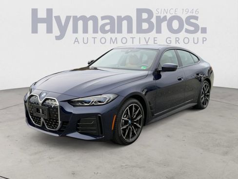 Used 2023 BMW i4 eDrive40 w/ M Sport Package image 7