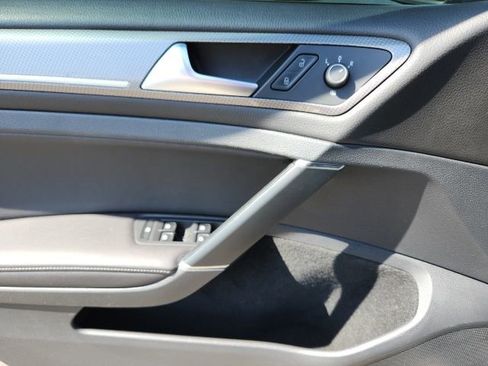 Used 2017 Volkswagen Golf Alltrack SE image 13