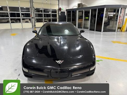 Used 2003 Chevrolet Corvette Z06 w/ Memory Package, 3 Drivers RWD image 3