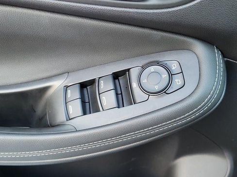 Used 2024 Buick Encore GX Sport Touring FWD image 20
