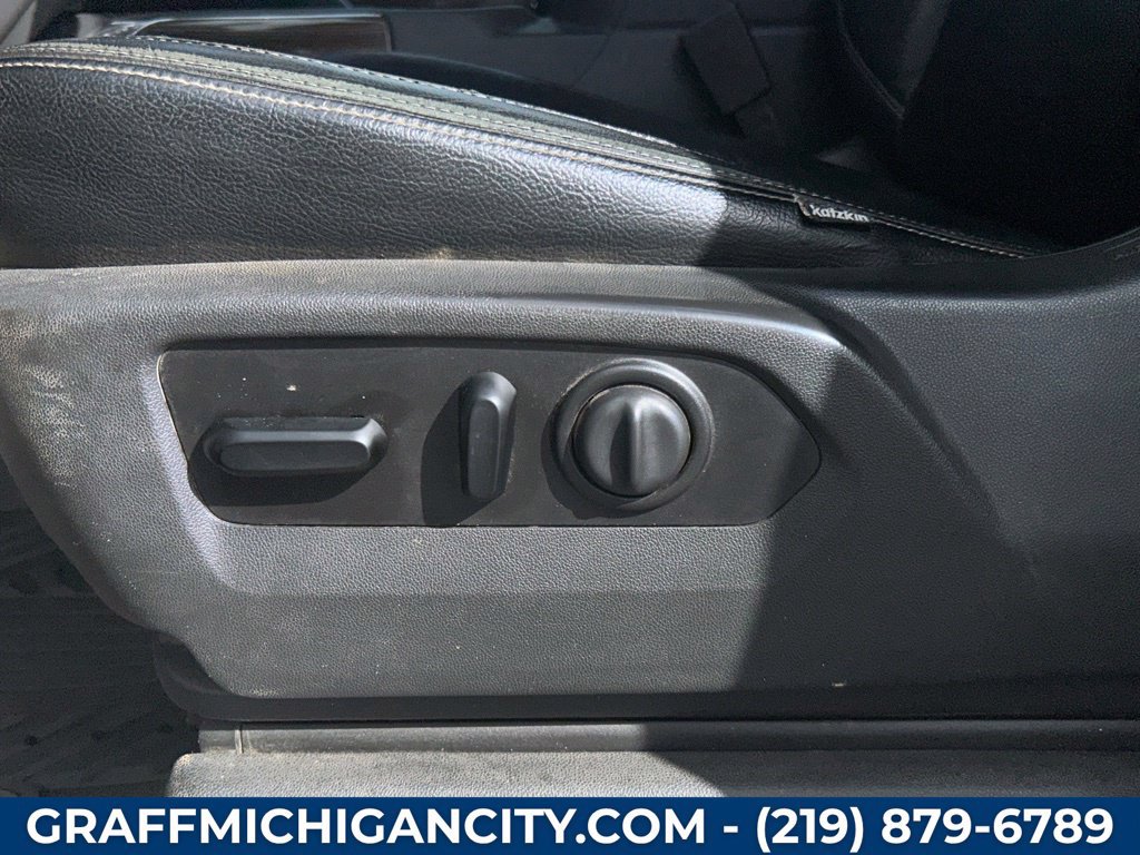 Used 2020 Chevrolet Silverado 1500 RST AWD/4WD image 18