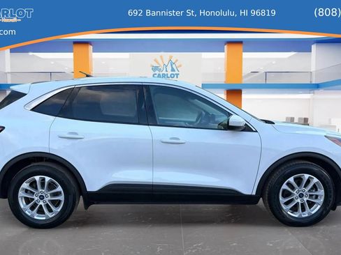 Used 2020 Ford Escape SE FWD image 4