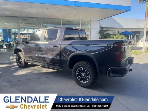Used 2024 Chevrolet Silverado 1500 ZR2 image 5