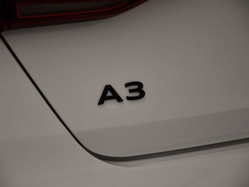 Certified 2025 Audi A3 2.0T Premium image 9