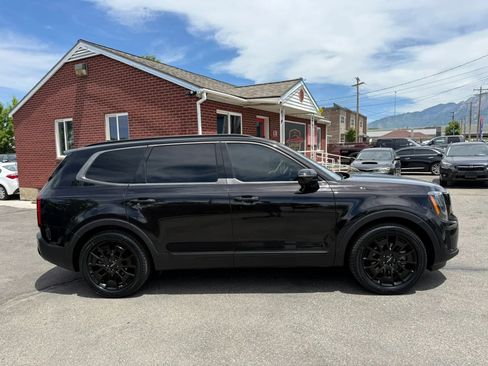 Used 2022 Kia Telluride SX w/ SX Prestige Package AWD/4WD image 4