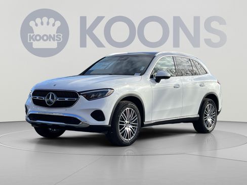 Used 2026 Mercedes-Benz GLC 300 4MATIC image 1