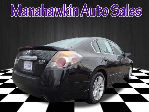Used 2012 Nissan Altima 3.5 SR w/ Sport Pkg image 2