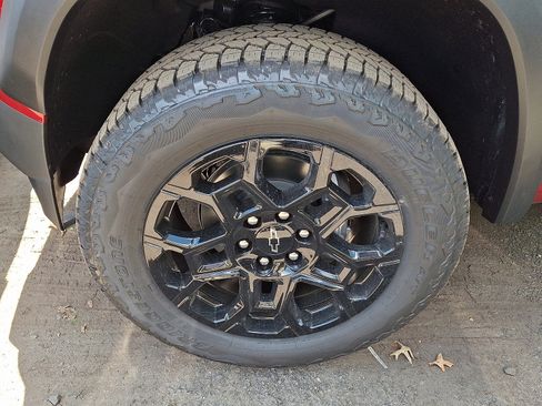 New 2026 Chevrolet Colorado Trail Boss image 2