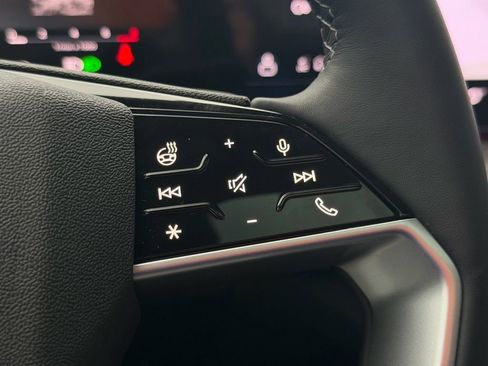 New 2025 Audi Q5 Prestige image 25