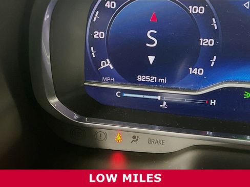 Used 2023 Chevrolet Tahoe Premier image 18