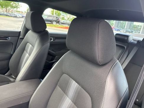 Used 2025 Honda Civic Sport image 12