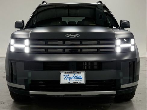 Used 2025 Hyundai Santa Fe Limited image 7