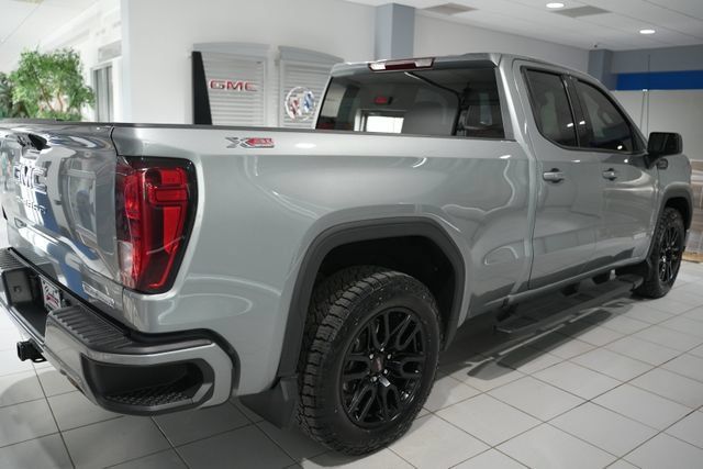 Used 2025 GMC Sierra 1500 Elevation AWD/4WD image 7