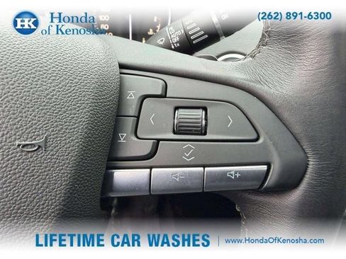 Used 2022 Cadillac XT4 Premium Luxury image 13