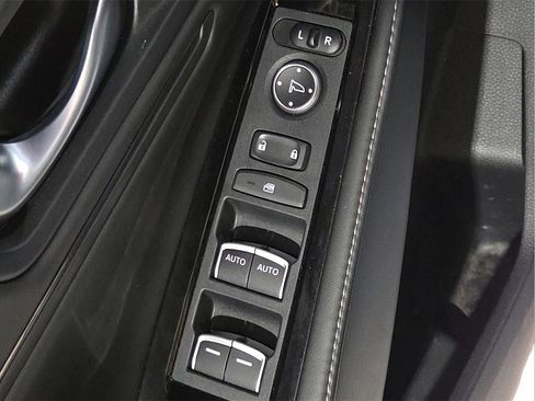 Used 2024 Honda Accord Touring image 17