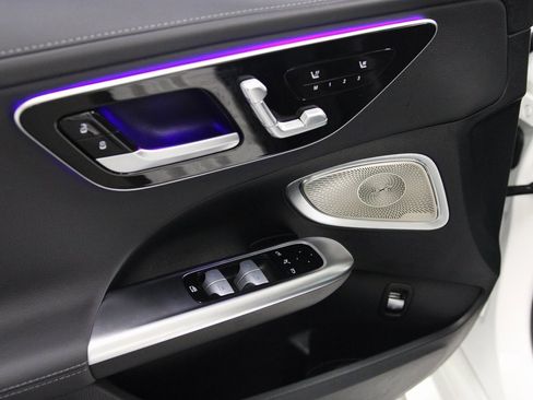 Certified 2024 Mercedes-Benz C 300 4MATIC Sedan image 22