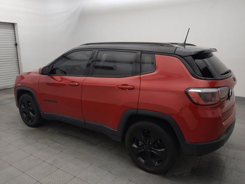 Used 2018 Jeep Compass Latitude w/ Popular Equipment Group FWD image 3