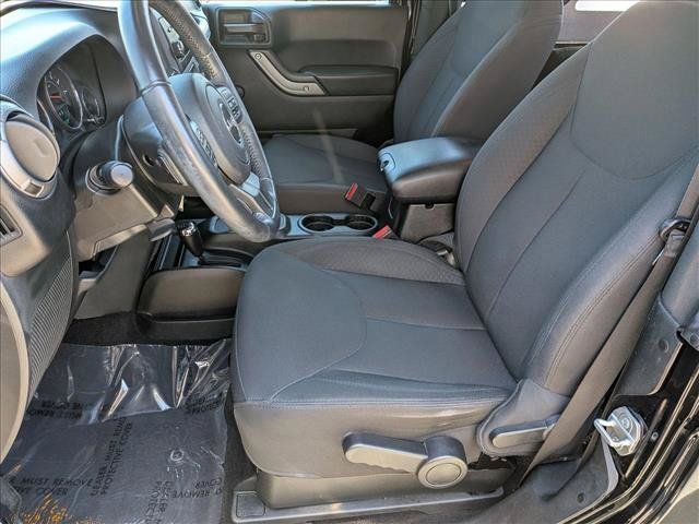 Used 2018 Jeep Wrangler Sport AWD/4WD image 14
