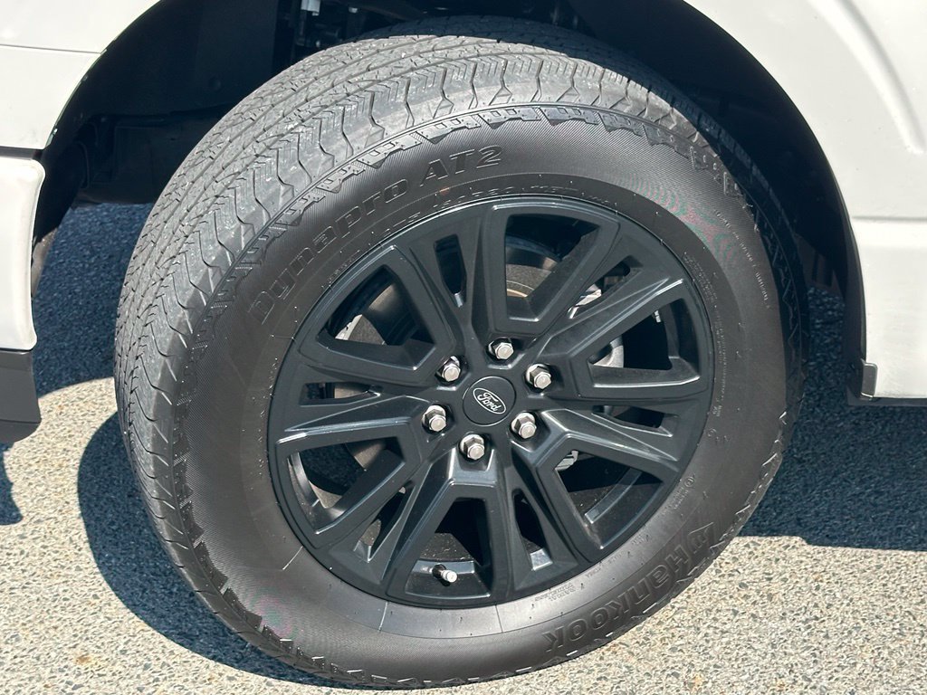 Used 2025 Ford F150 Platinum AWD/4WD image 41