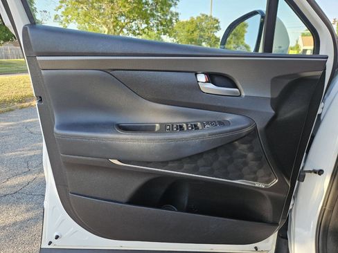 Used 2019 Hyundai Santa Fe Limited FWD image 12