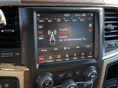 Used 2018 RAM 2500 Laramie AWD/4WD image 15