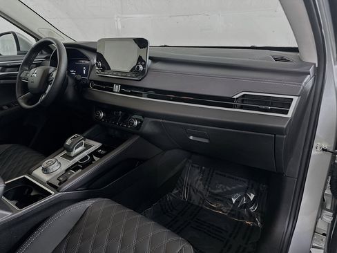 Used 2023 Mitsubishi Outlander SEL 40th Anniversary image 30