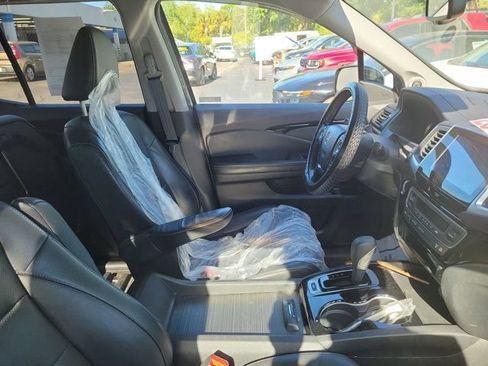 Used 2019 Honda Ridgeline RTL-E image 2