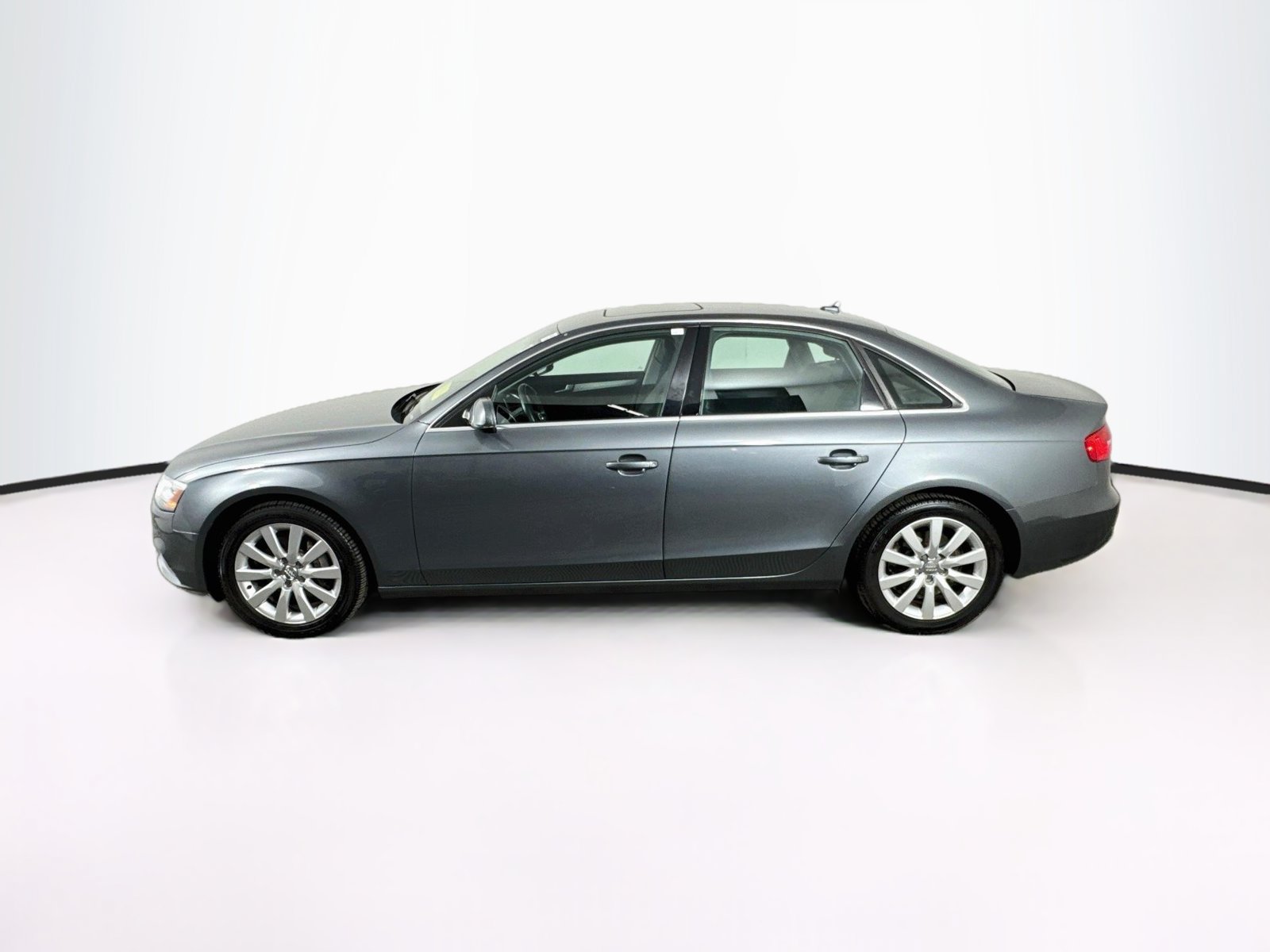 Used 2013 Audi A4 2.0T Premium w/ Convenience Pkg AWD/4WD image 4