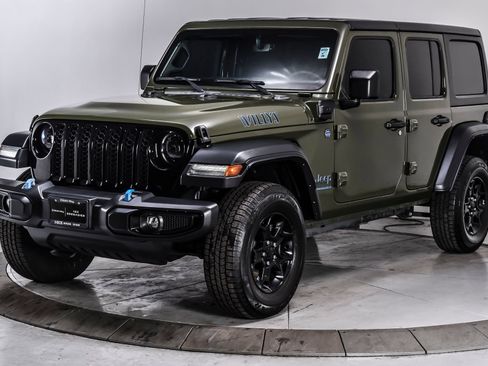 Used 2023 Jeep Wrangler Unlimited w/ 8.4" Radio Group AWD/4WD image 2