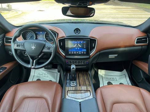 Used 2019 Maserati Ghibli S Q4 AWD/4WD image 22
