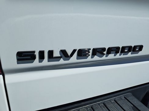 Used 2023 Chevrolet Silverado 1500 RST w/ Z71 Off-Road Package AWD/4WD image 25