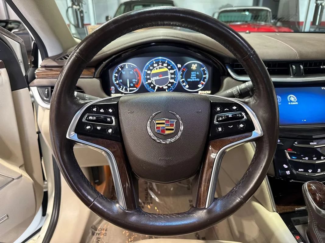 Used 2014 Cadillac XTS Vsport Premium AWD/4WD image 14