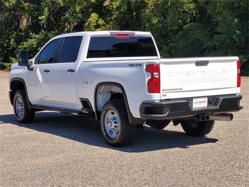 Used 2024 Chevrolet Silverado 2500 W/T image 6