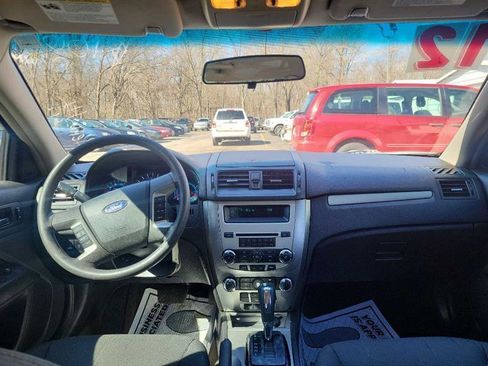 Used 2012 Ford Fusion SE image 9