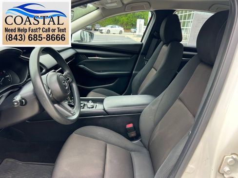 Used 2022 MAZDA MAZDA3 s FWD image 8