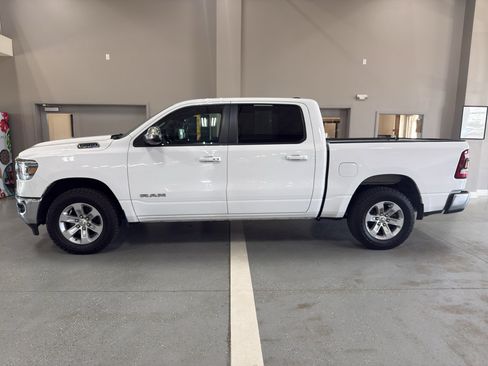 Used 2023 RAM 1500 Laramie AWD/4WD image 1