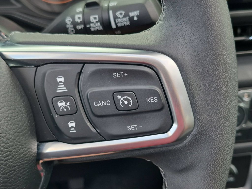 Certified 2026 Jeep Wrangler Unlimited Sahara AWD/4WD image 15