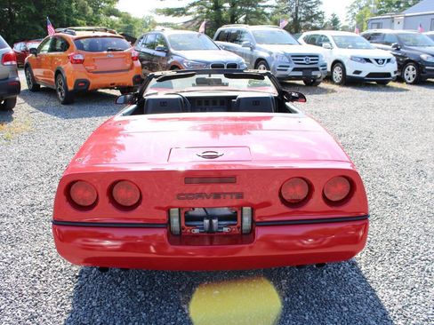 Used 1989 Chevrolet Corvette Convertible RWD image 8