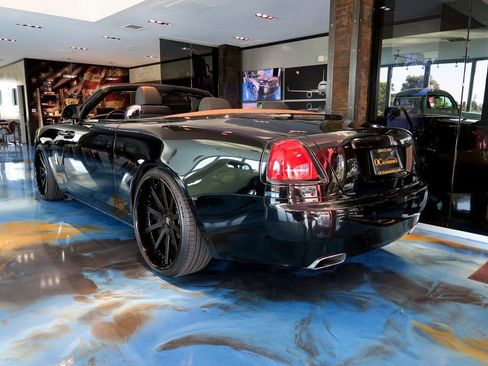 Used 2016 Rolls-Royce Dawn image 50