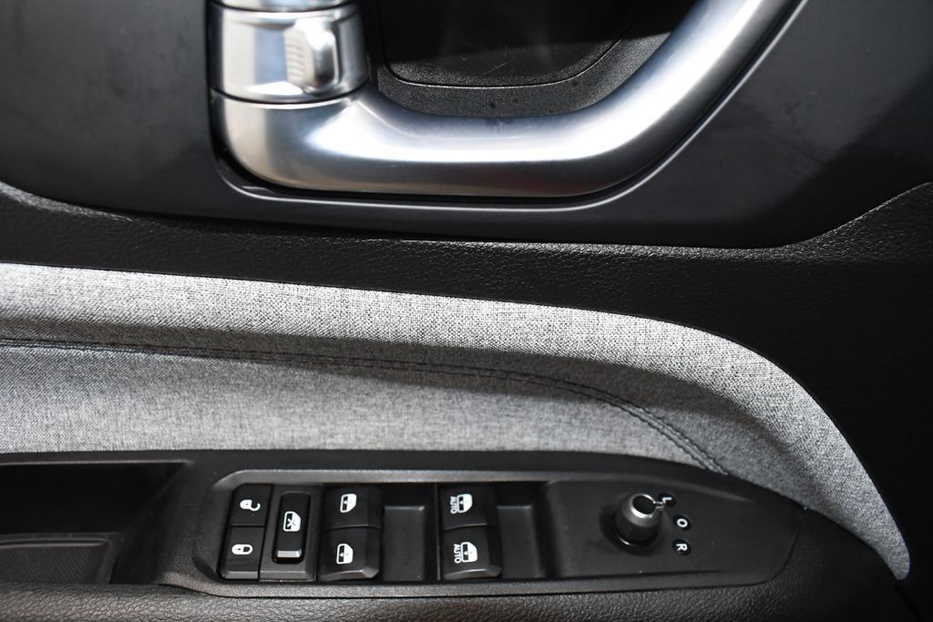 Used 2024 Jeep Compass Latitude AWD/4WD image 15