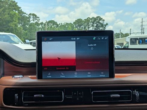 Certified 2023 Lincoln Aviator Reserve w/ Elements Package Plus AWD/4WD image 25
