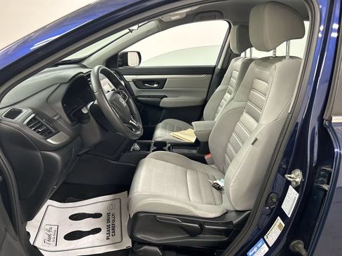 Used 2019 Honda CR-V LX image 9
