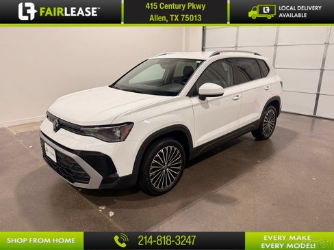 Used 2025 Volkswagen Taos SE FWD image 1