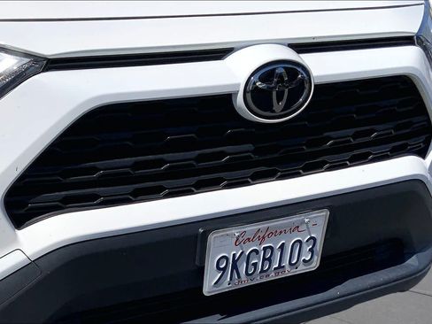 Used 2024 Toyota RAV4 XLE w/ Convenience Package FWD image 29