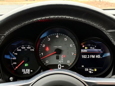 Used 2021 Porsche Macan S image 27