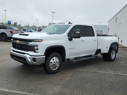 New 2026 Chevrolet Silverado 3500 LT w/ Safety Package