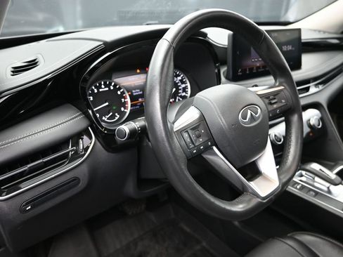 Used 2023 INFINITI QX60 Pure image 12